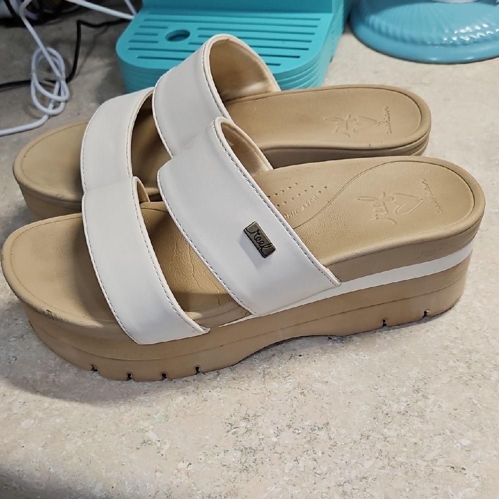 Reef Cream and Tan Platform Sandals
